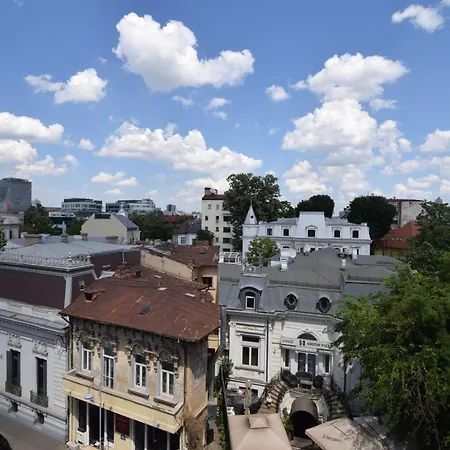 In The Center Of Апартаменты Бухарест