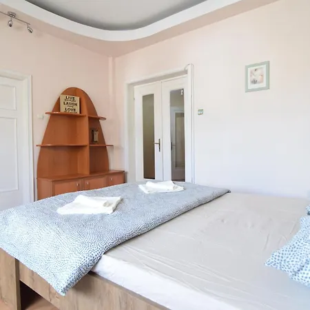 In The Center Of * ブカレスト