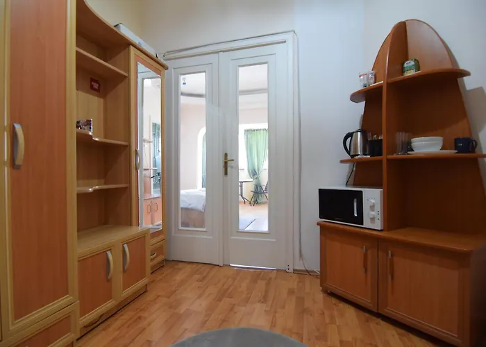 In The Center Of Appartement *